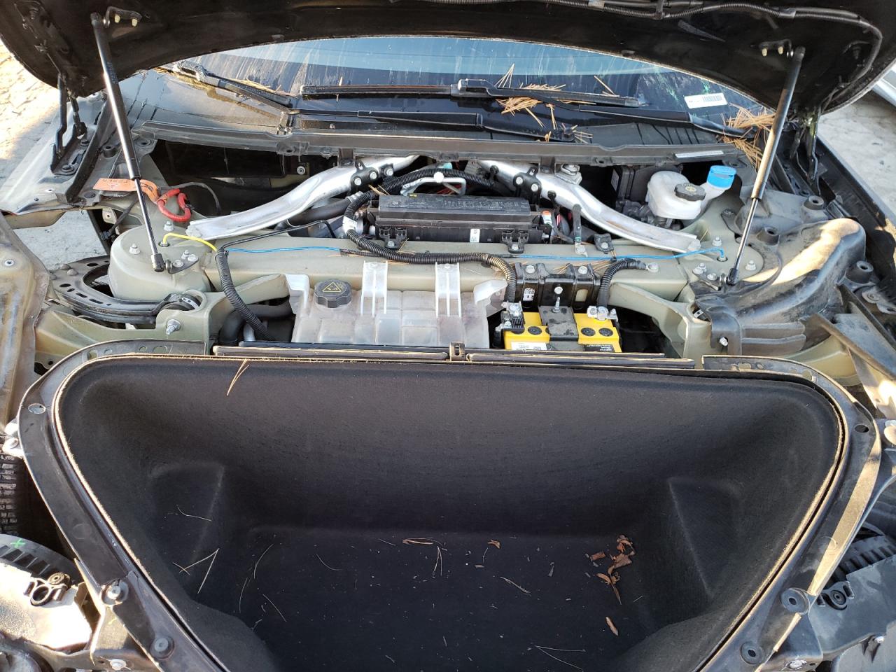 Photo 7 from auction – 2019 TESLA MODEL S with VIN 5YJSA1E2XKF305578