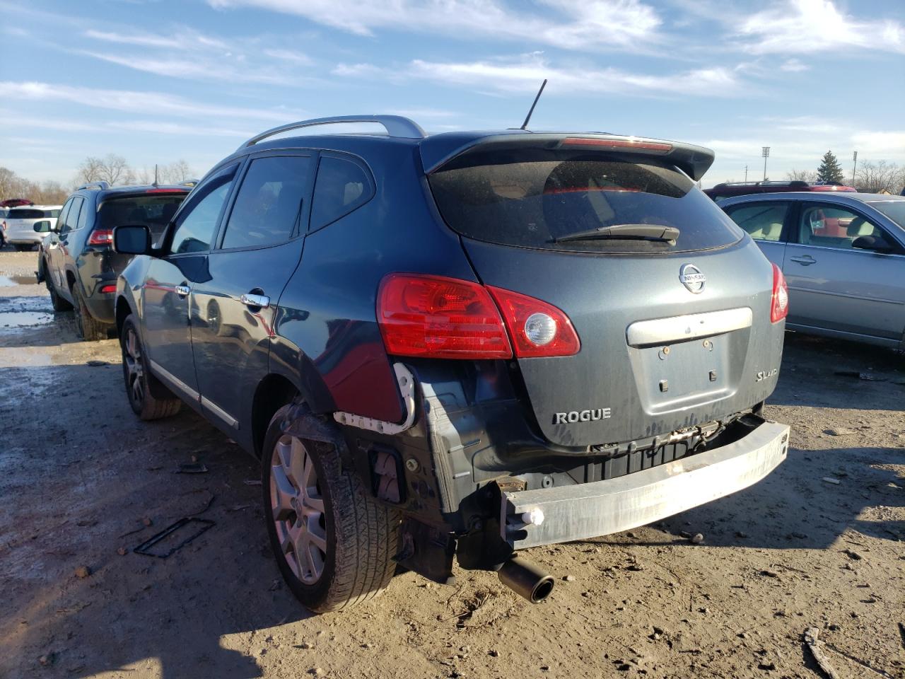 Photo 3 from auction – 2012 NISSAN ROGUE S with VIN JN8AS5MV3CW394391