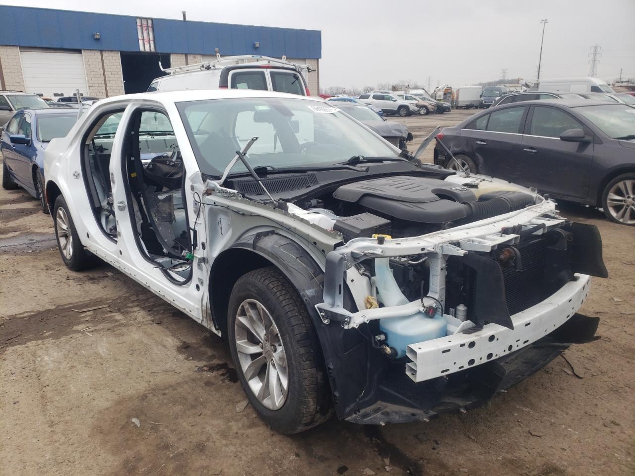 CHRYSLER 300 LIMITE 2015 with VIN 2C3CCAAG6FH797403 - Photo from auction