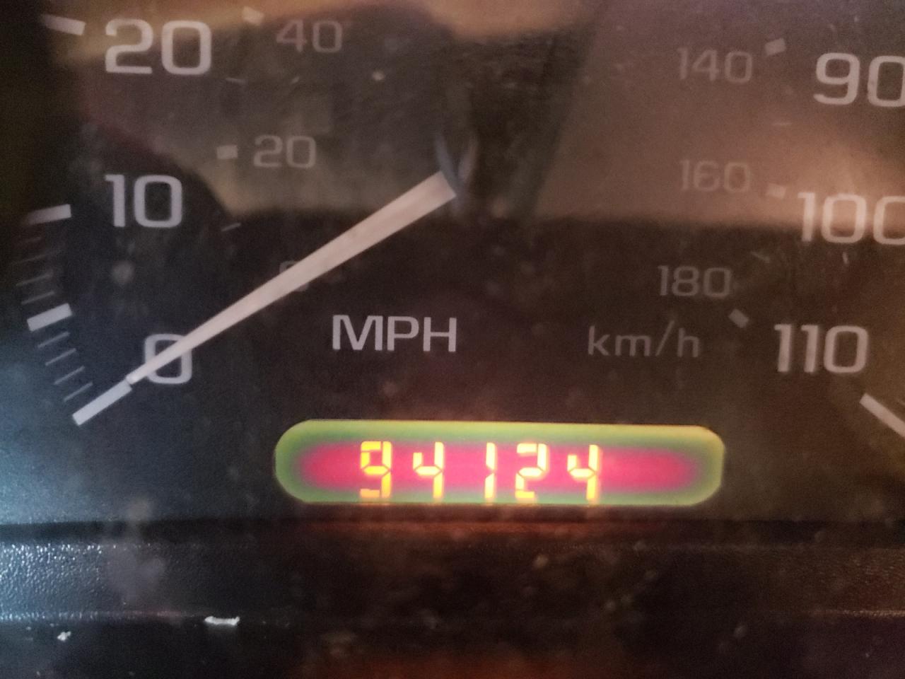 Photo 8 from auction – 2004 CHEVROLET CAVALIER with VIN 1G1JC52F447121422