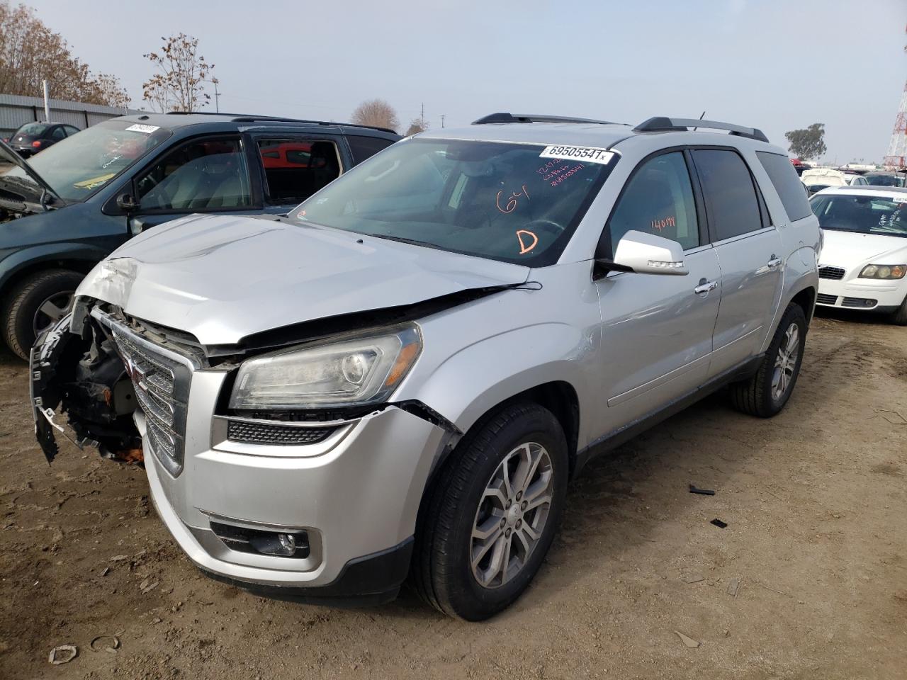 Photo 2 from auction – 2014 GMC ACADIA SLT with VIN 1GKKRRKDXEJ120882
