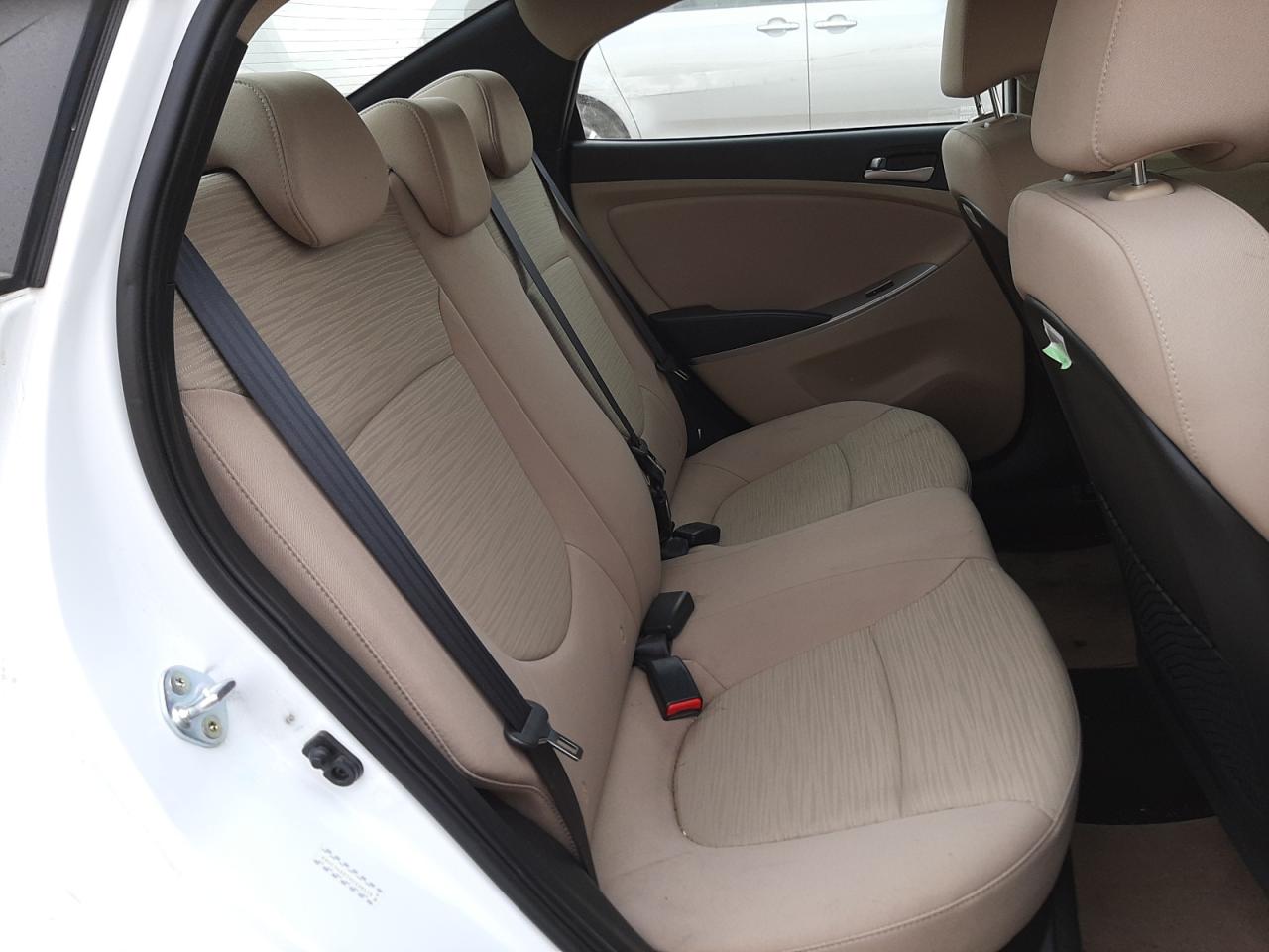 Photo 6 from auction – 2017 HYUNDAI ACCENT SE with VIN KMHCT4AE1HU338528