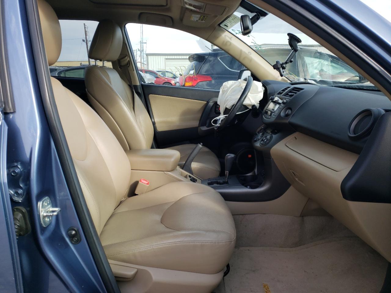 Photo 5 from auction – 2009 TOYOTA RAV4 LIMIT with VIN 2T3BK31V09W007652