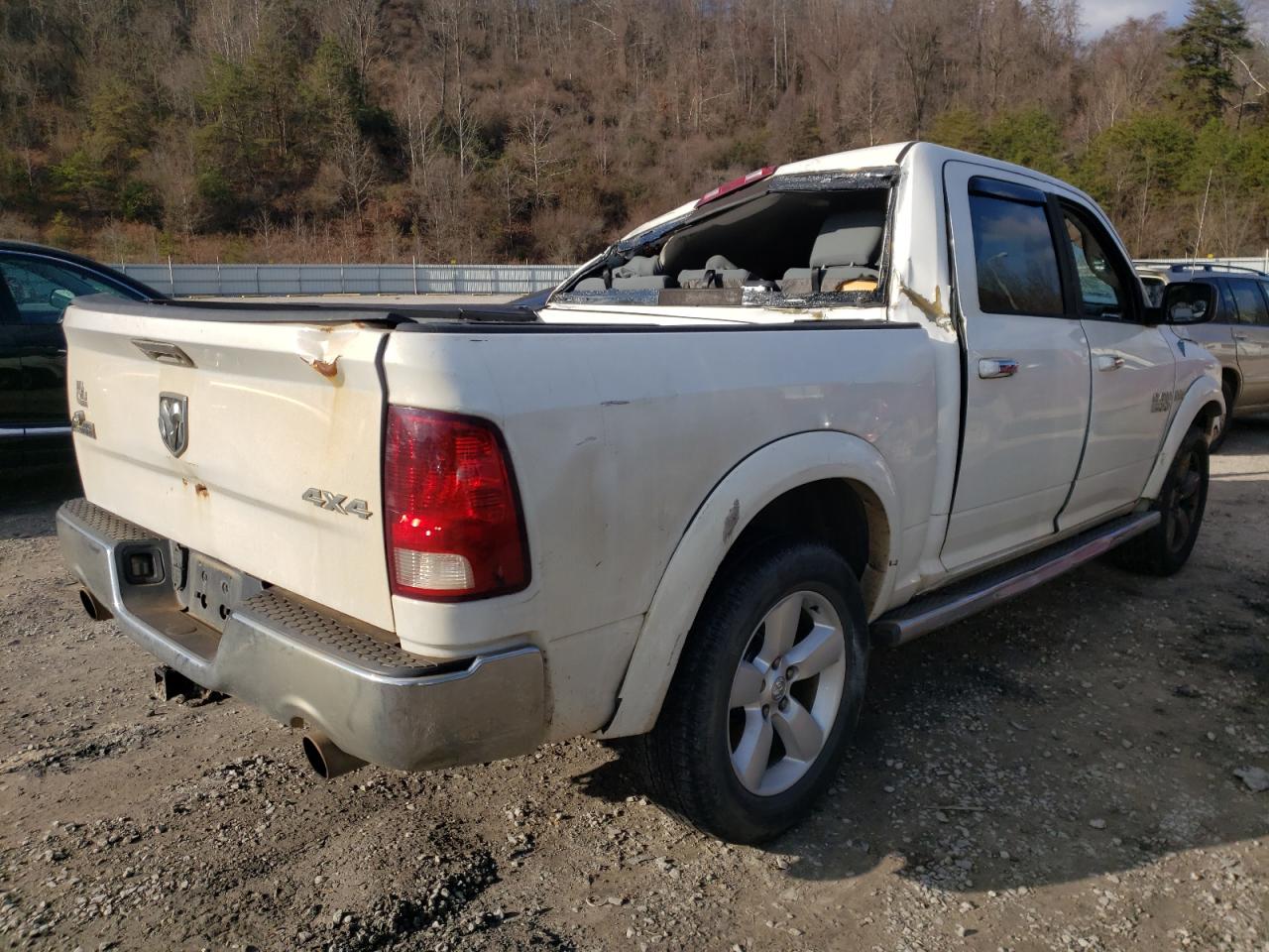 Photo 4 from auction – 2014 RAM 1500 SLT with VIN 1C6RR7LT9ES109720