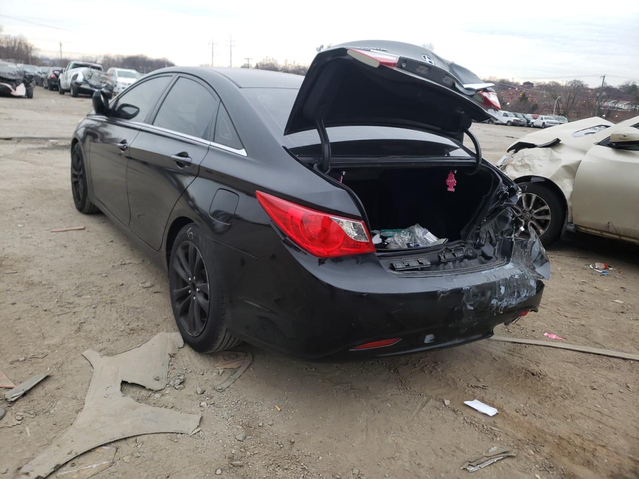 Foto 3 de la subasta – 2011 HYUNDAI SONATA con VIN 5NPEB4AC8BH041689