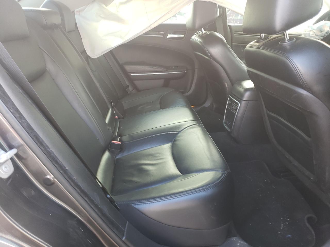 Photo 6 from auction – 2015 CHRYSLER 300 LIMITE with VIN 2C3CCARG4FH923486