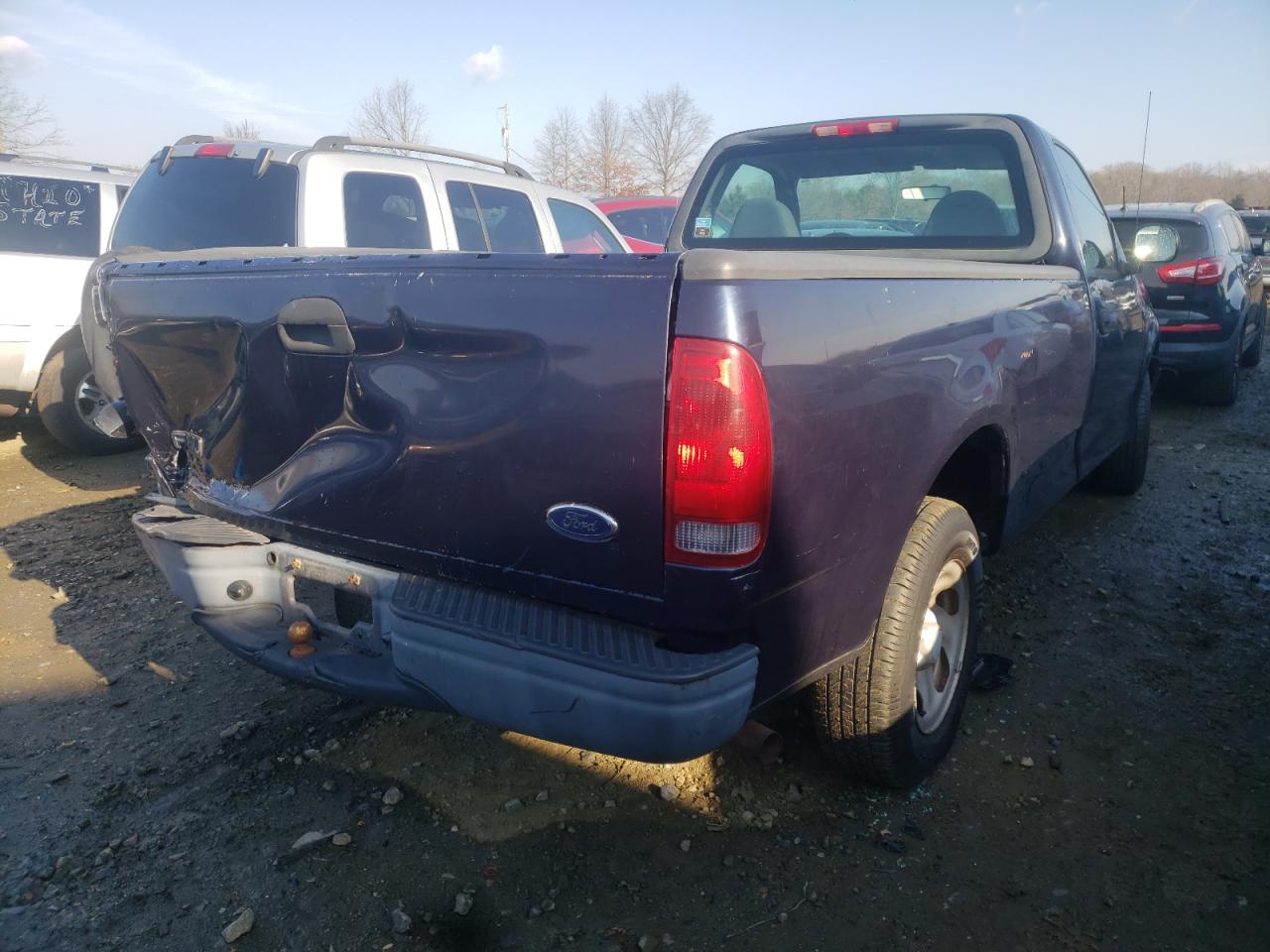 Photo 4 from auction – 2003 FORD F150 with VIN 1FTRF172X3NB50580