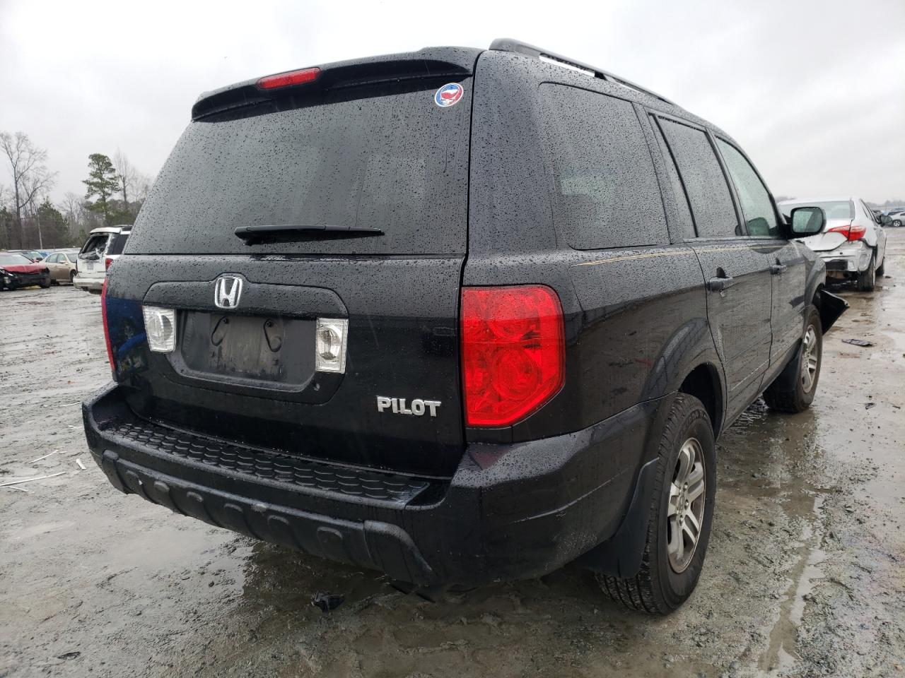 Photo 4 from auction – 2005 HONDA PILOT EXL with VIN 5FNYF18555B051056