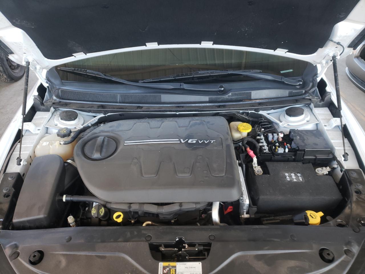 Photo 7 from auction – 2016 CHRYSLER 200 LIMITE with VIN 1C3CCCAG6GN171838