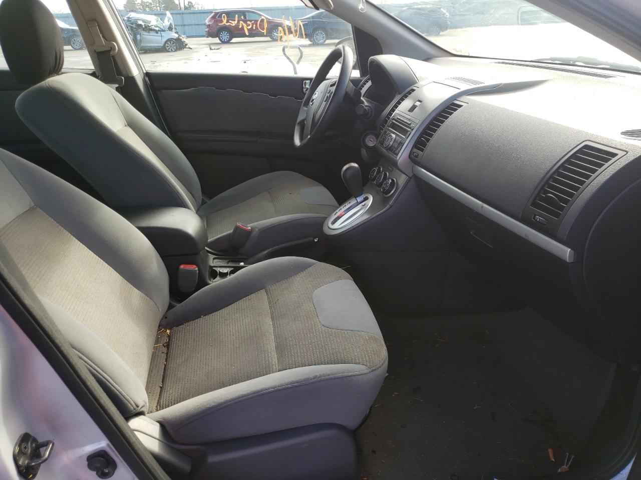 Photo 5 from auction – 2010 NISSAN SENTRA with VIN 3N1AB6AP3AL607854