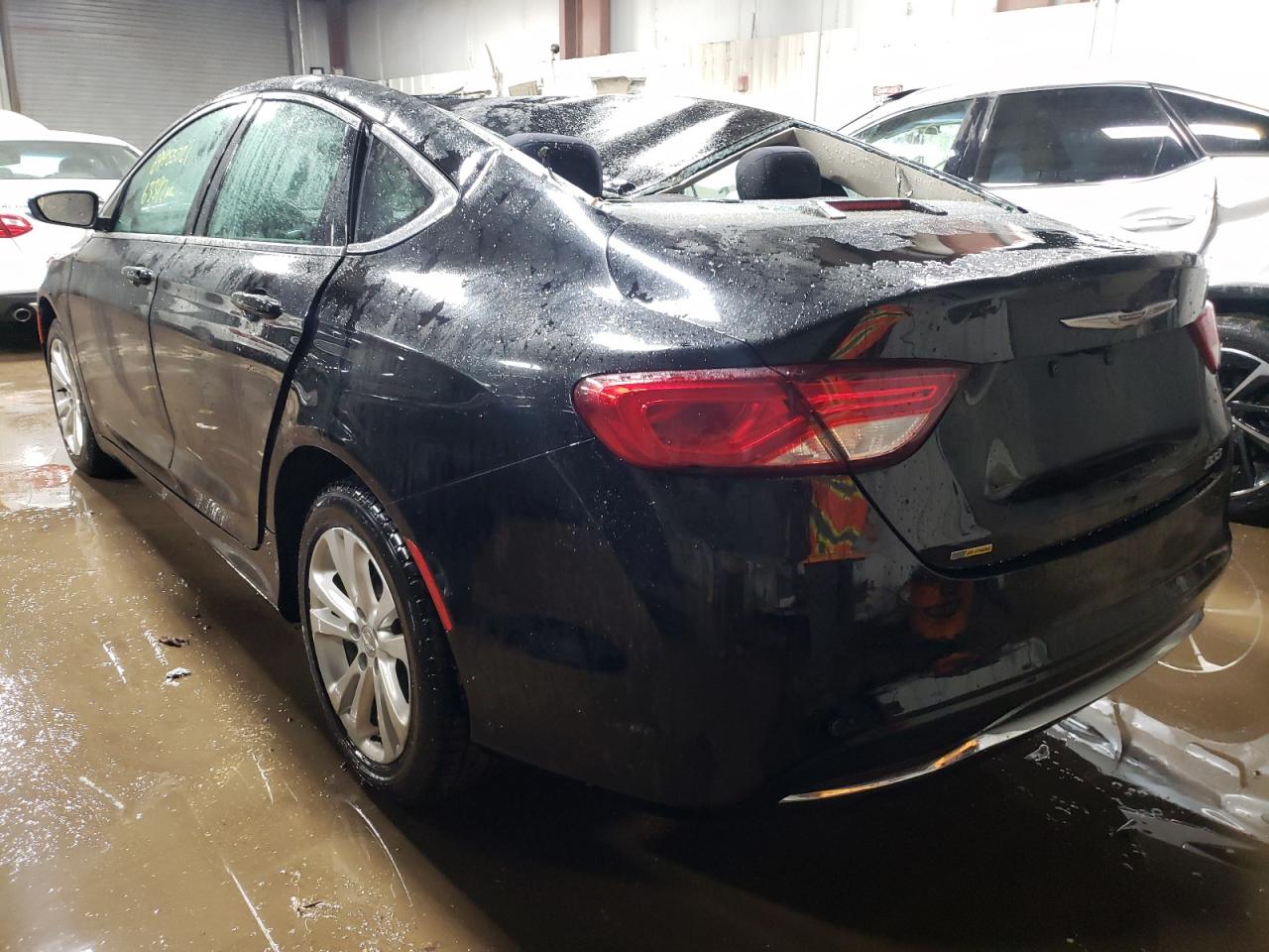 Photo 3 from auction – 2015 CHRYSLER 200 LIMITE with VIN 1C3CCCAB2FN734080