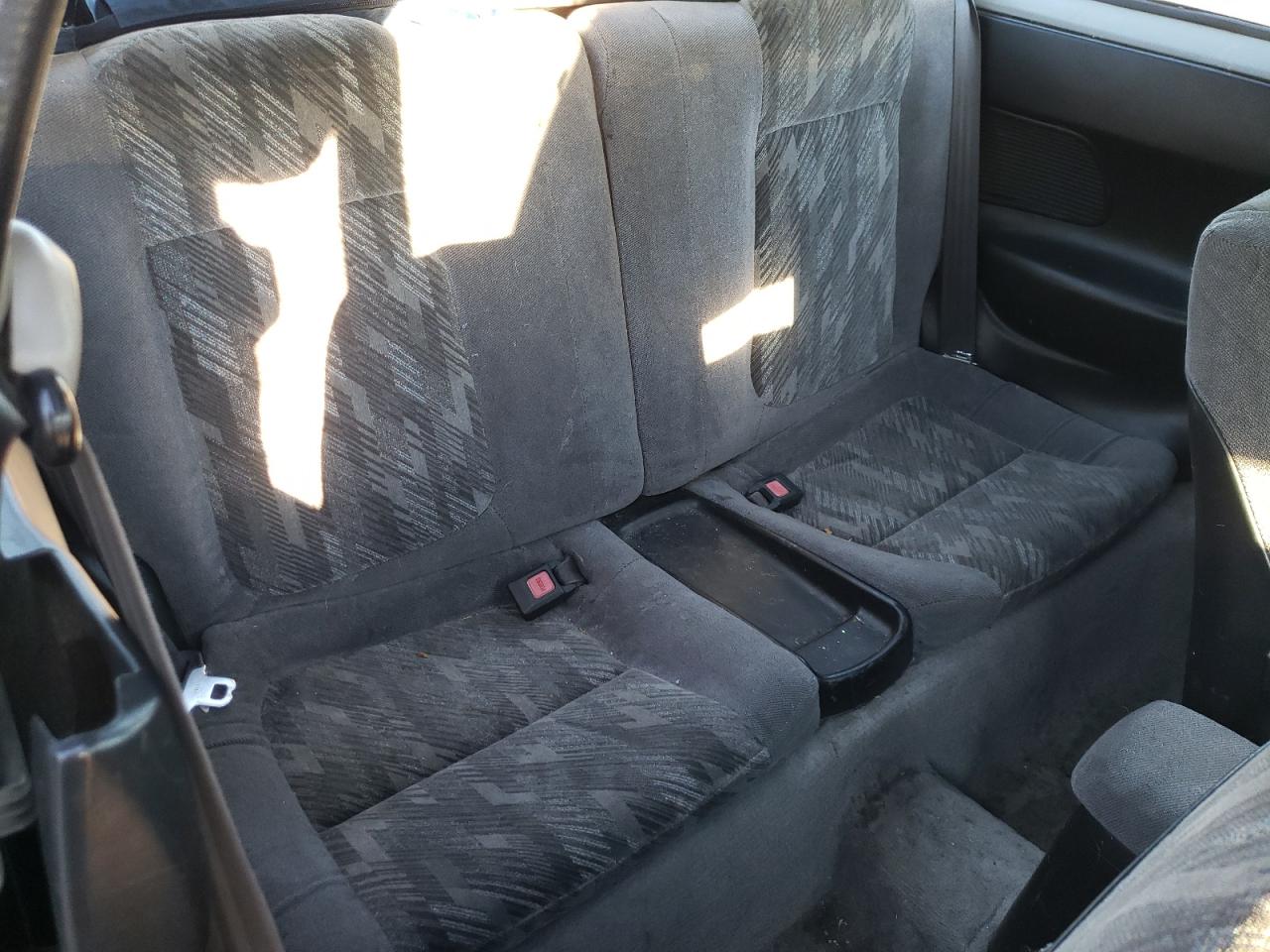 Photo 6 from auction – 1998 ACURA INTEGRA LS with VIN JH4DC4358WS000248