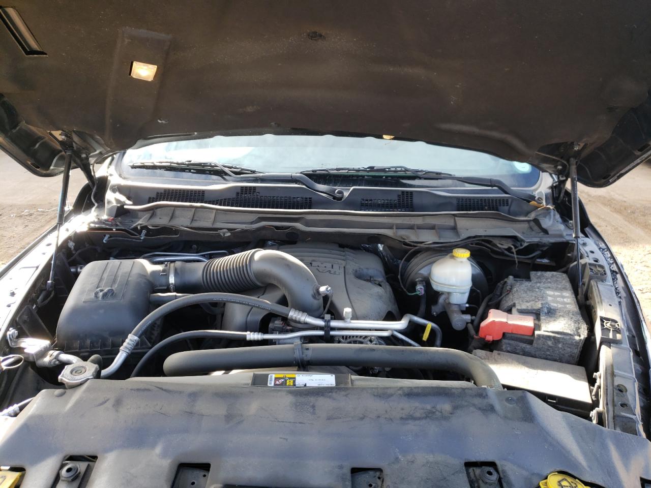 Photo 7 from auction – 2016 RAM 1500 SLT with VIN 1C6RR7LT0GS374870