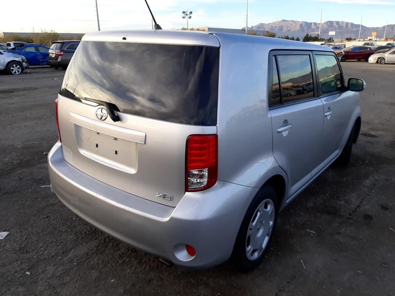 Photo 4 from auction – 2012 TOYOTA SCION XB with VIN JTLZE4FE9CJ020267