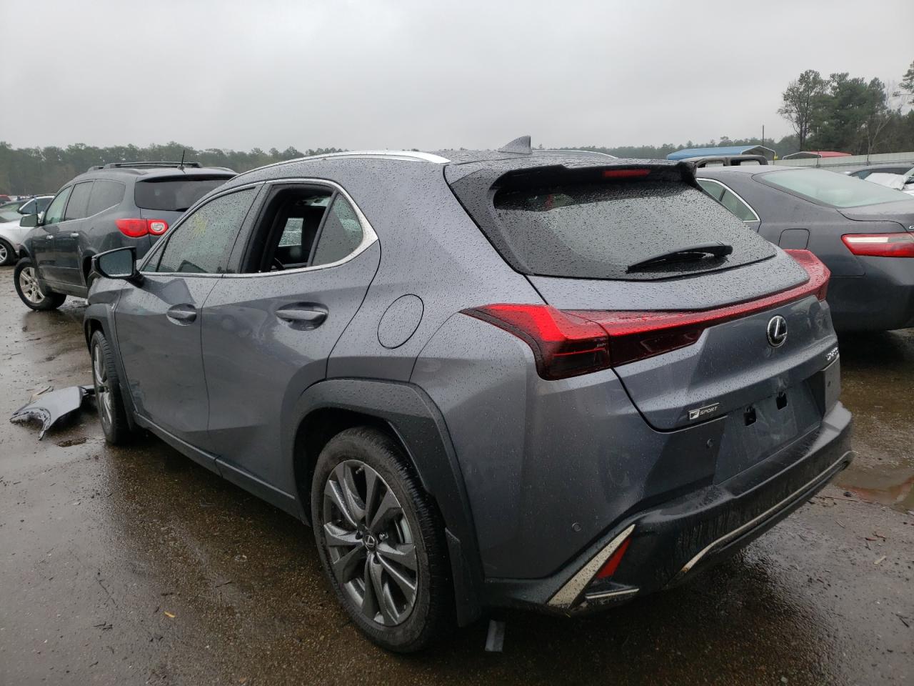 Photo 3 from auction – 2021 LEXUS UX 200 with VIN JTHE3JBH1M2036293