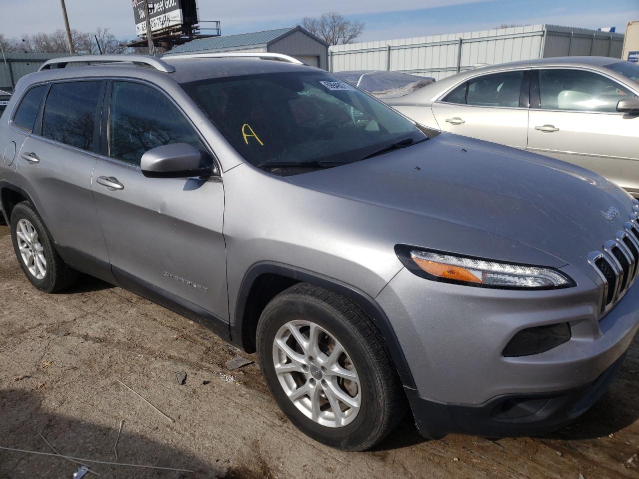 Photo 9 from auction – 2017 JEEP CHEROKEE L with VIN 1C4PJLCB1HW534384