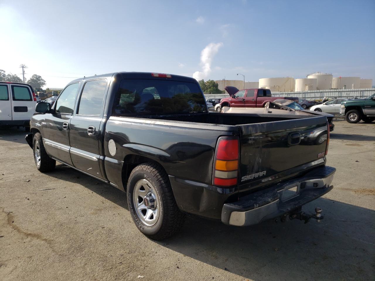 Photo 3 from auction – 2006 GMC NEW SIERRA with VIN 2GTEK13Z261271929