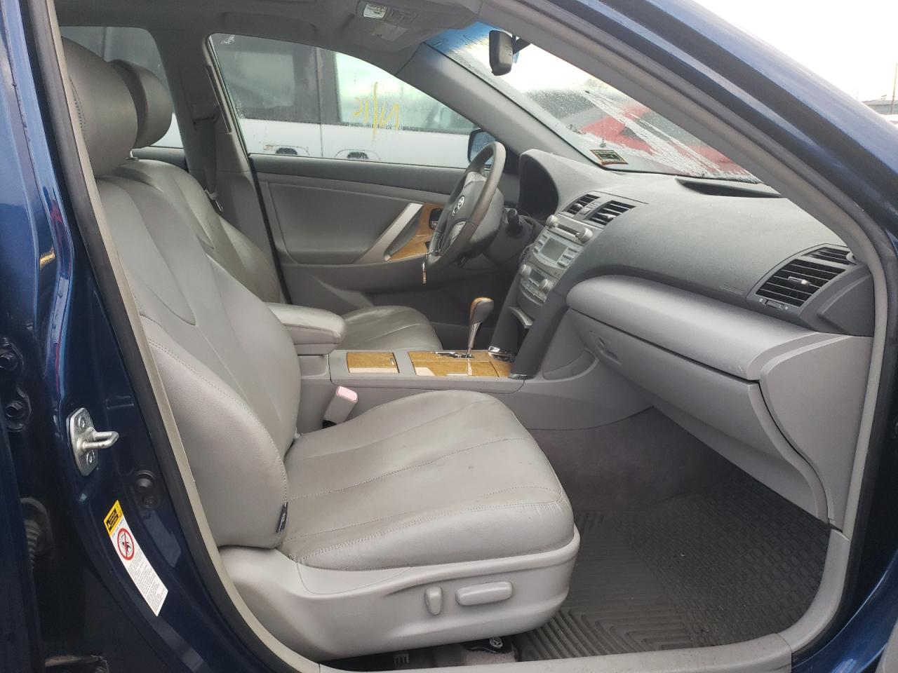 Photo 5 from auction – 2007 TOYOTA CAMRY with VIN JTNBK46K573010658