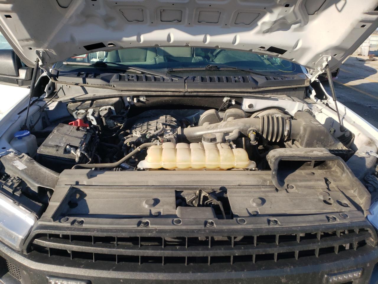 Photo 7 from auction – 2019 FORD F150 SUPER with VIN 1FTEX1CB2KFB64919
