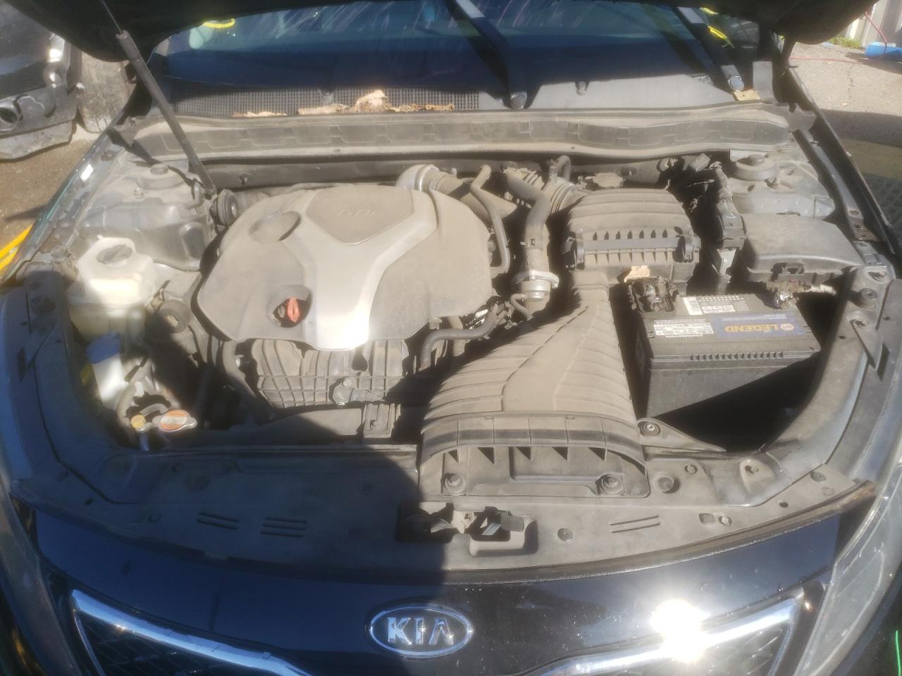 Photo 7 from auction – 2012 KIA OPTIMA SX with VIN 5XXGR4A68CG001835