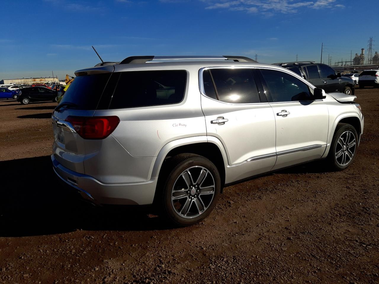 Photo 4 from auction – 2018 GMC ACADIA DEN with VIN 1GKKNPLS7JZ132321