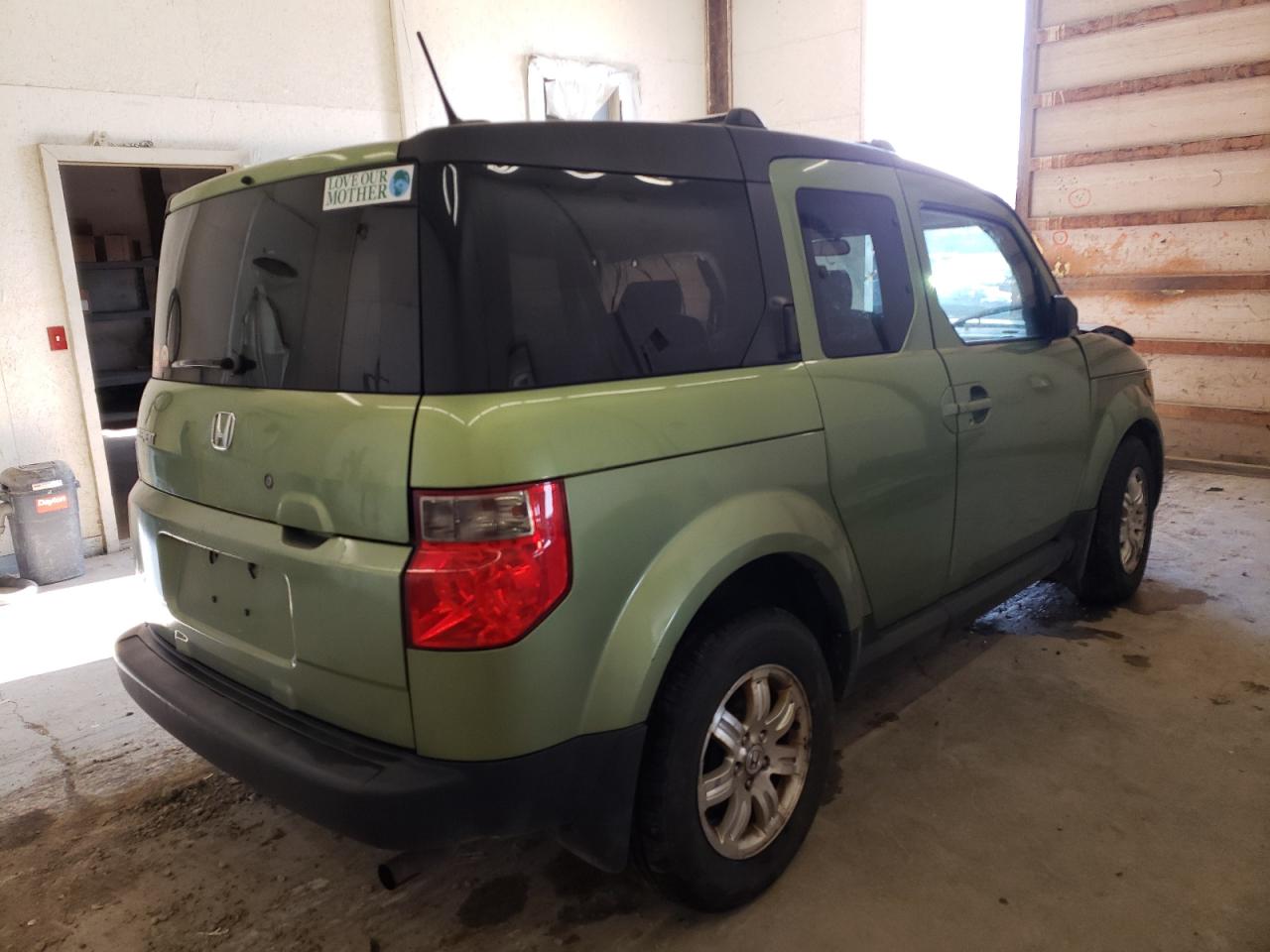 Photo 4 from auction – 2007 HONDA ELEMENT EX with VIN 5J6YH28717L008281