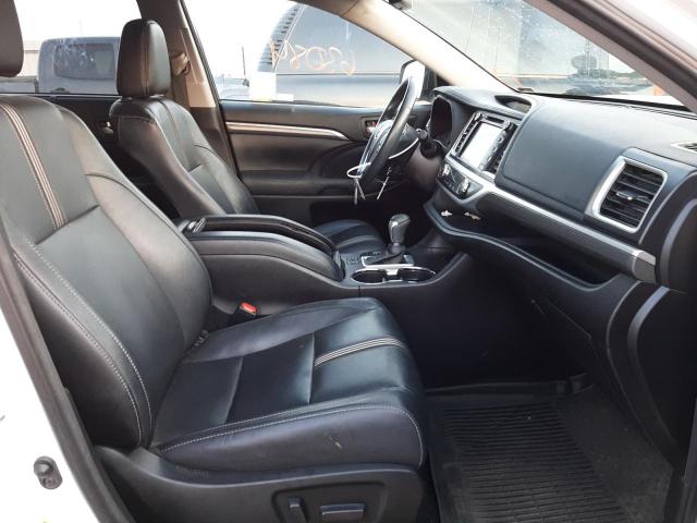 Photo 5 from auction – 2017 TOYOTA HIGHLANDER with VIN 5TDJZRFH7HS514447