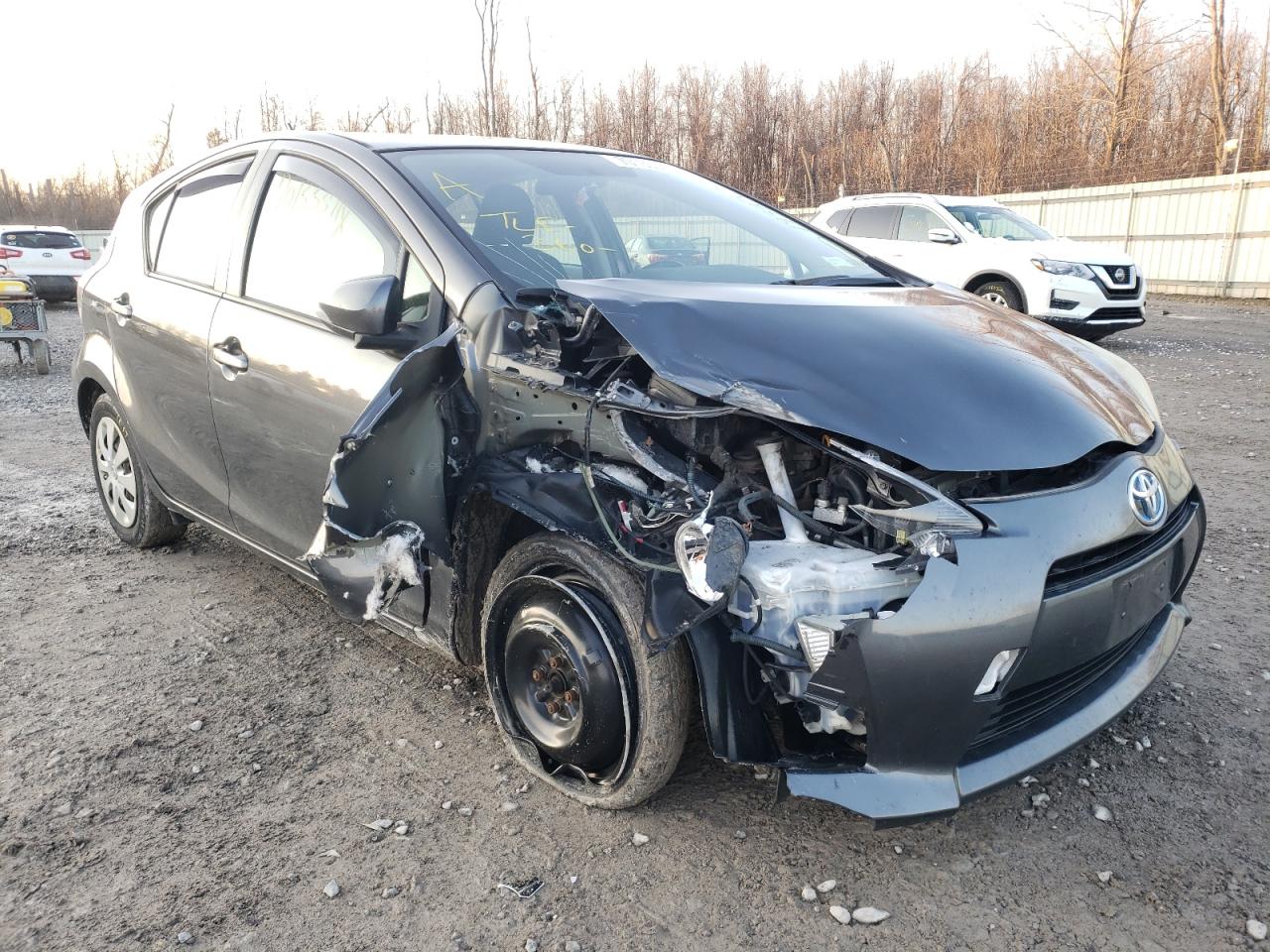 TOYOTA PRIUS C 2012 with VIN JTDKDTB3XC1008076 - Photo from auction