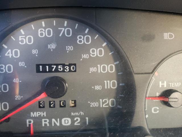 Photo 8 from auction – 2000 MERCURY GRAND MARQ with VIN 2MEFM74W7YX686894