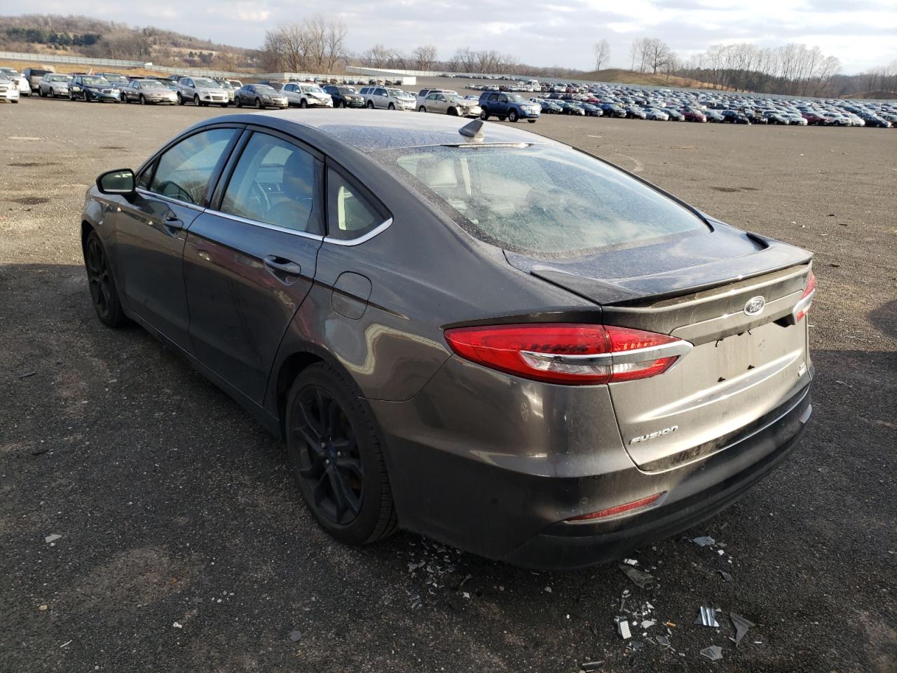 Photo 3 from auction – 2019 FORD FUSION SE with VIN 3FA6P0HD8KR129285