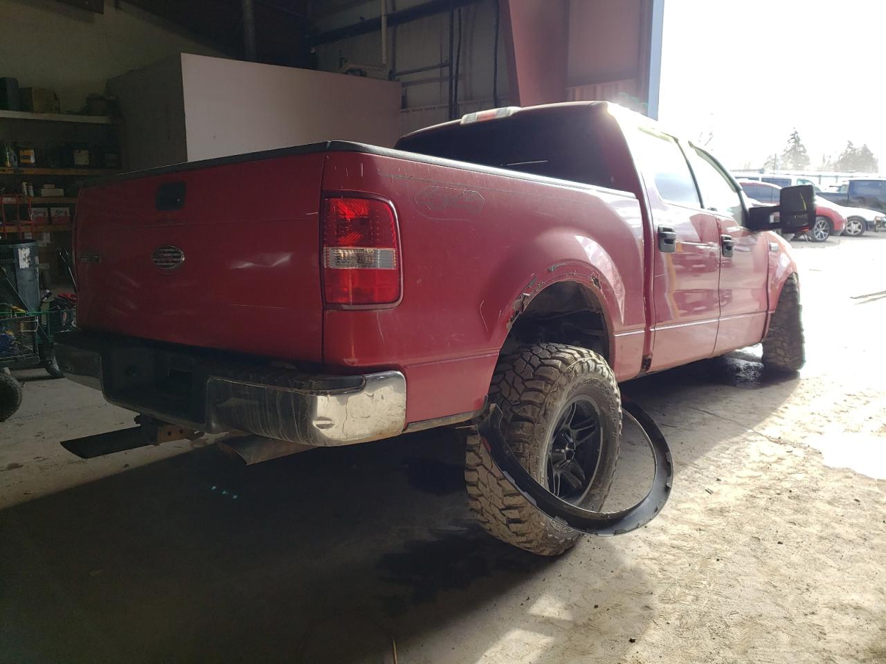 Photo 4 from auction – 2004 FORD F150 SUPER with VIN 1FTPW14504KC57050