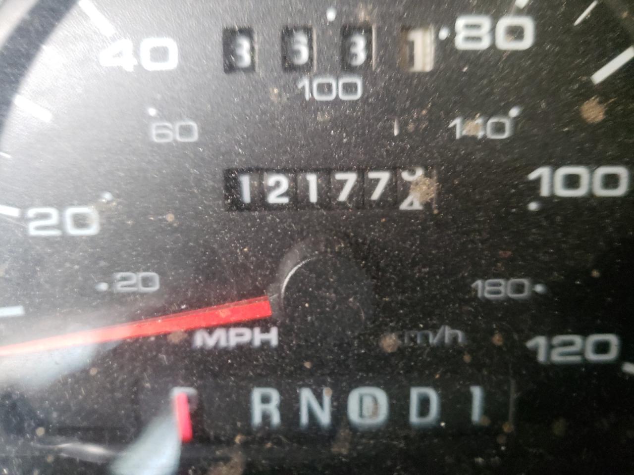 Photo 8 from auction – 2001 FORD TAURUS with VIN 1FAFP55U61G265065