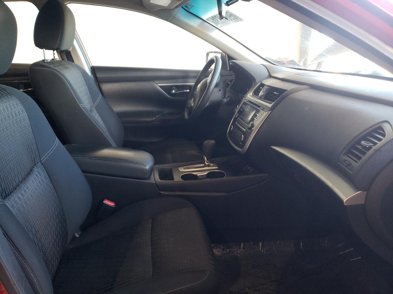 Photo 5 from auction – 2016 NISSAN ALTIMA 2.5 with VIN 1N4AL3AP5GN362787