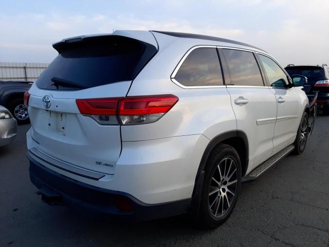 Photo 4 from auction – 2017 TOYOTA HIGHLANDER with VIN 5TDJZRFH7HS514447