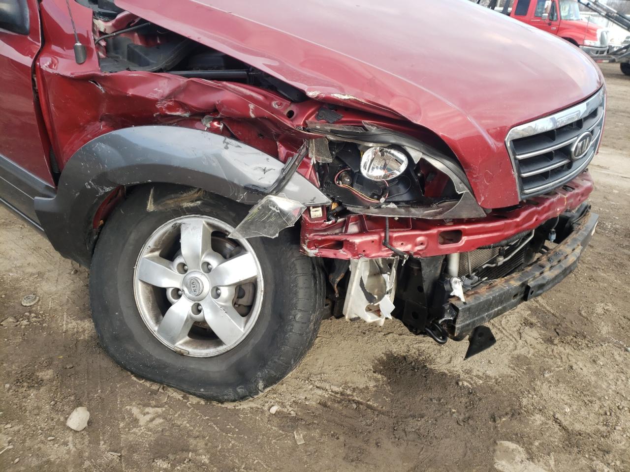 Photo 9 from auction – 2008 KIA SORENTO EX with VIN KNDJC736085863366