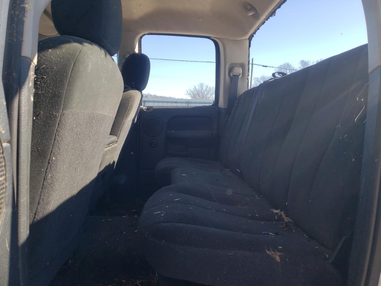 Photo 6 from auction – 2002 DODGE RAM 1500 with VIN 3B7HA18Z12G113012