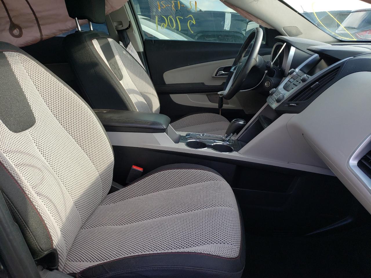Foto 5 de la subasta – 2017 CHEVROLET EQUINOX LT con VIN 2GNFLFE32H6207863
