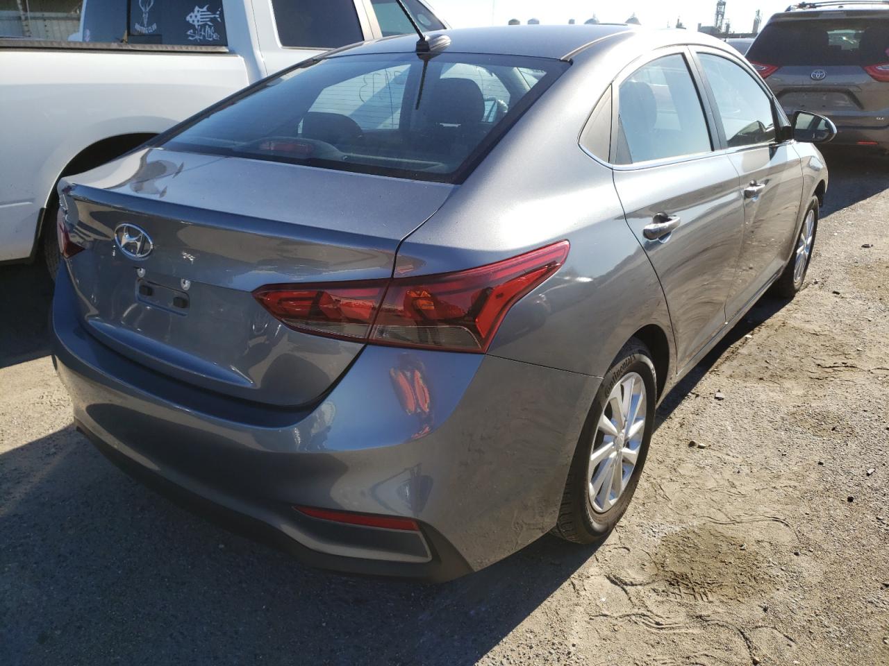 Photo 4 from auction – 2019 HYUNDAI ACCENT SE with VIN 3KPC24A35KE070692