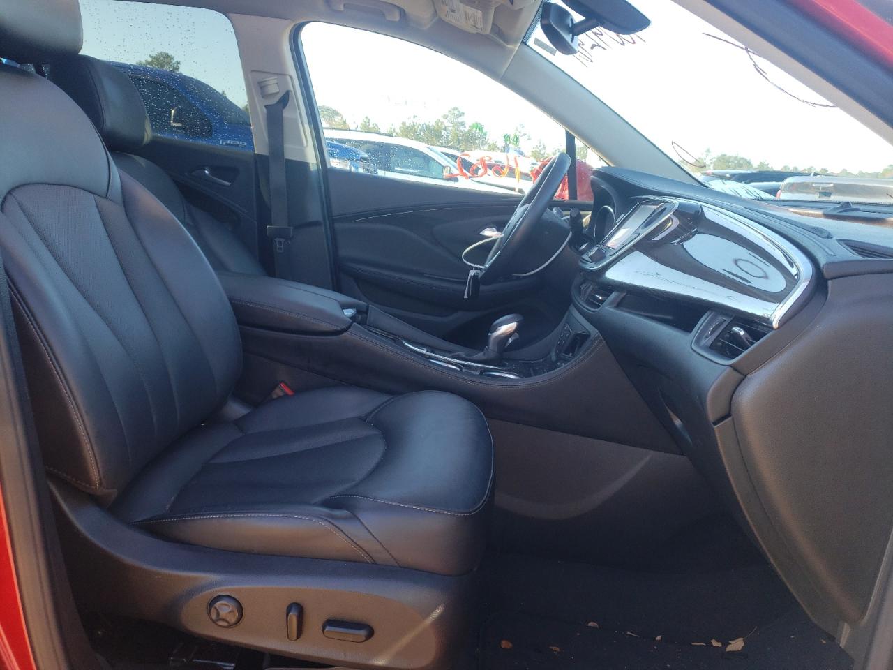 Photo 5 from auction – 2019 BUICK ENVISION E with VIN LRBFX2SA8KD006498