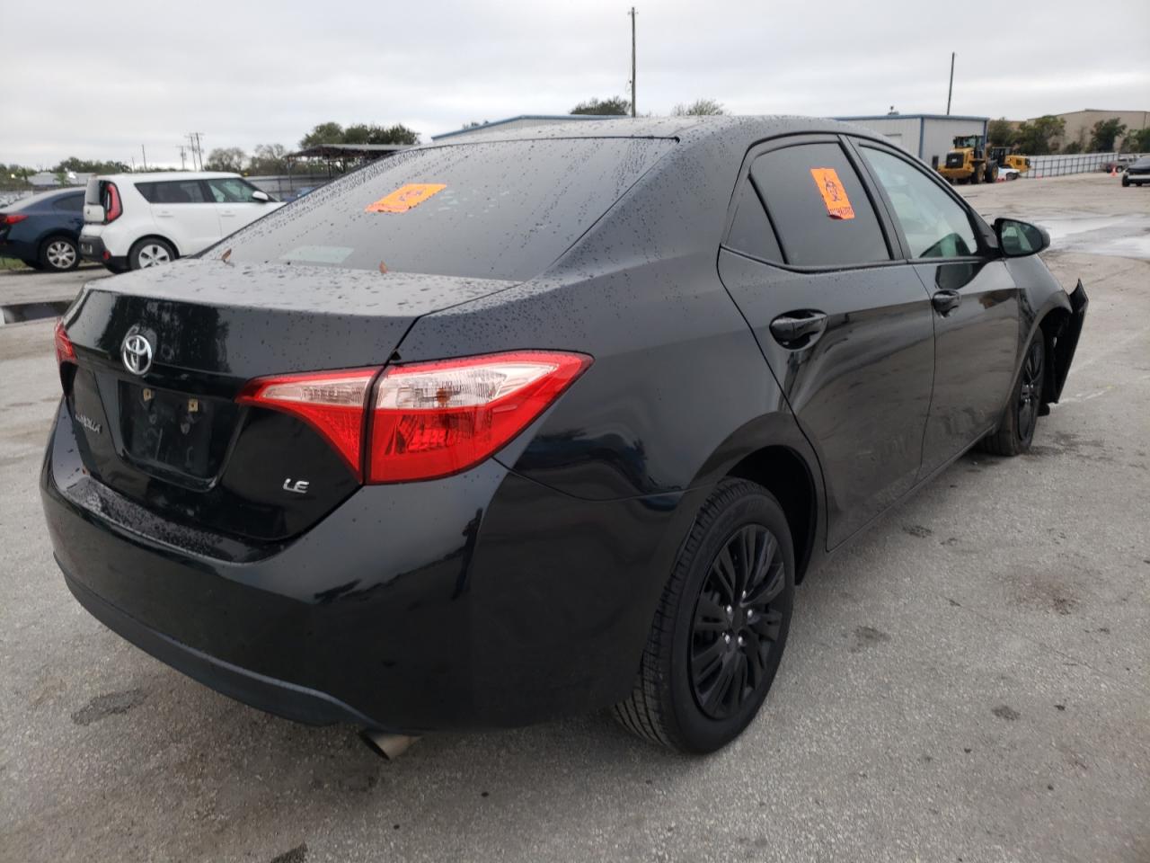 Photo 4 from auction – 2017 TOYOTA COROLLA L with VIN 2T1BURHE3HC829020