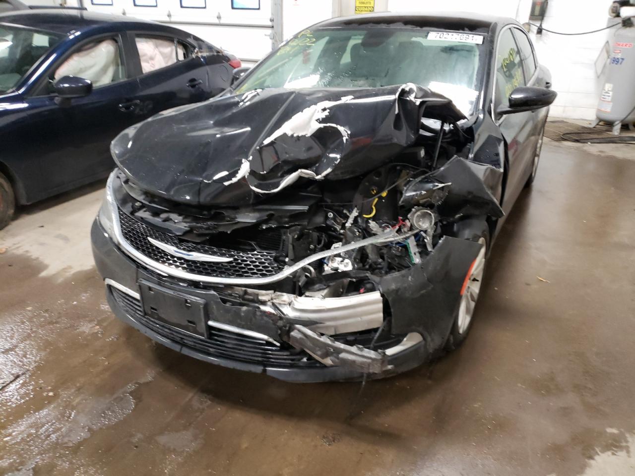 Photo 9 from auction – 2015 CHRYSLER 200 LIMITE with VIN 1C3CCCAB2FN723497
