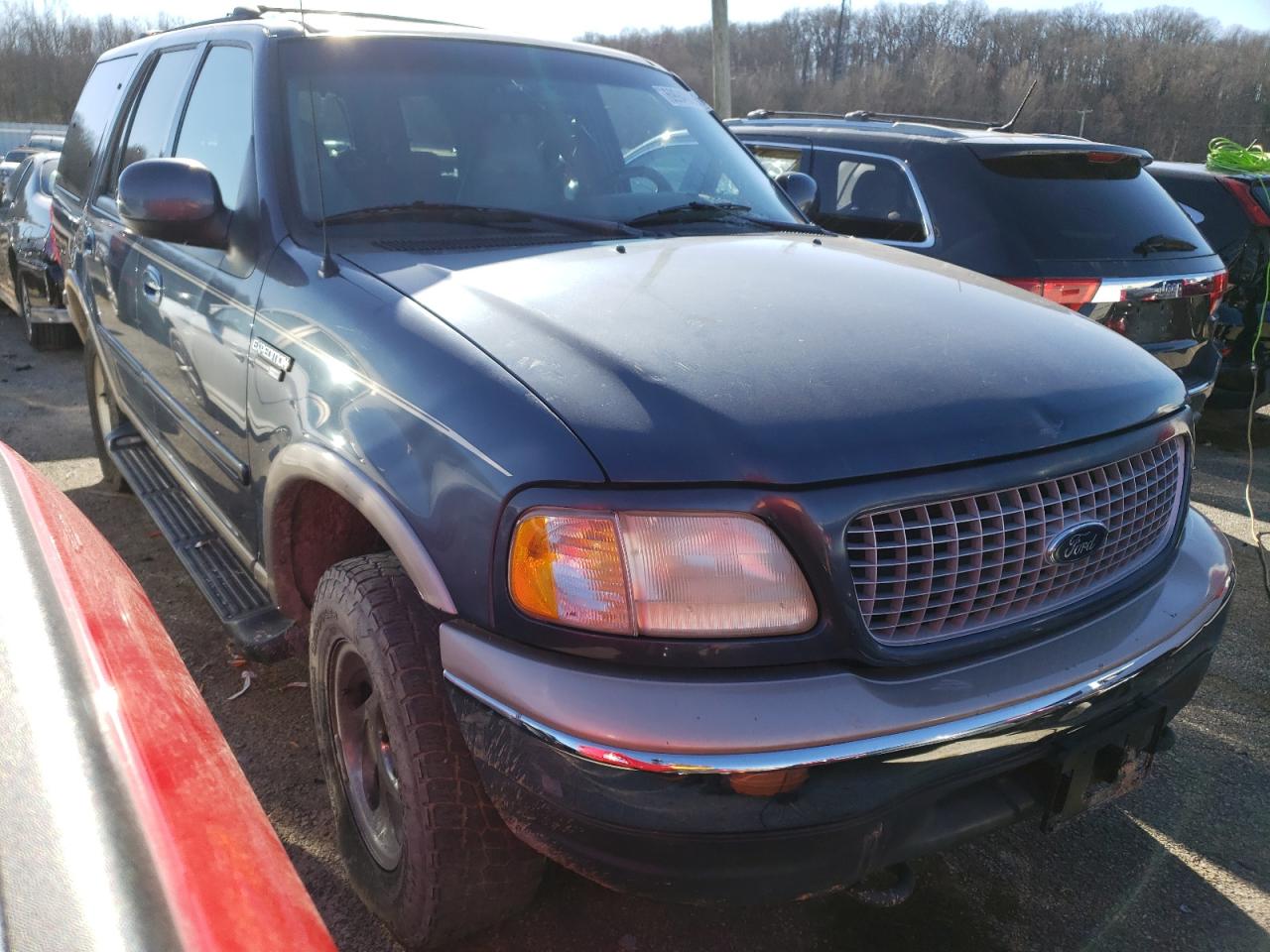 Photo 1 from auction – 1999 FORD EXPEDITION with VIN 1FMPU18L6XLA41065