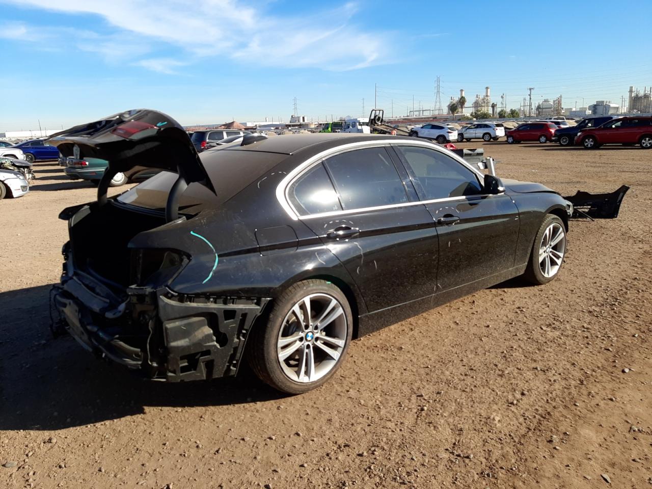 Photo 4 from auction – 2017 BMW 330 I with VIN WBA8B9G58HNU48579
