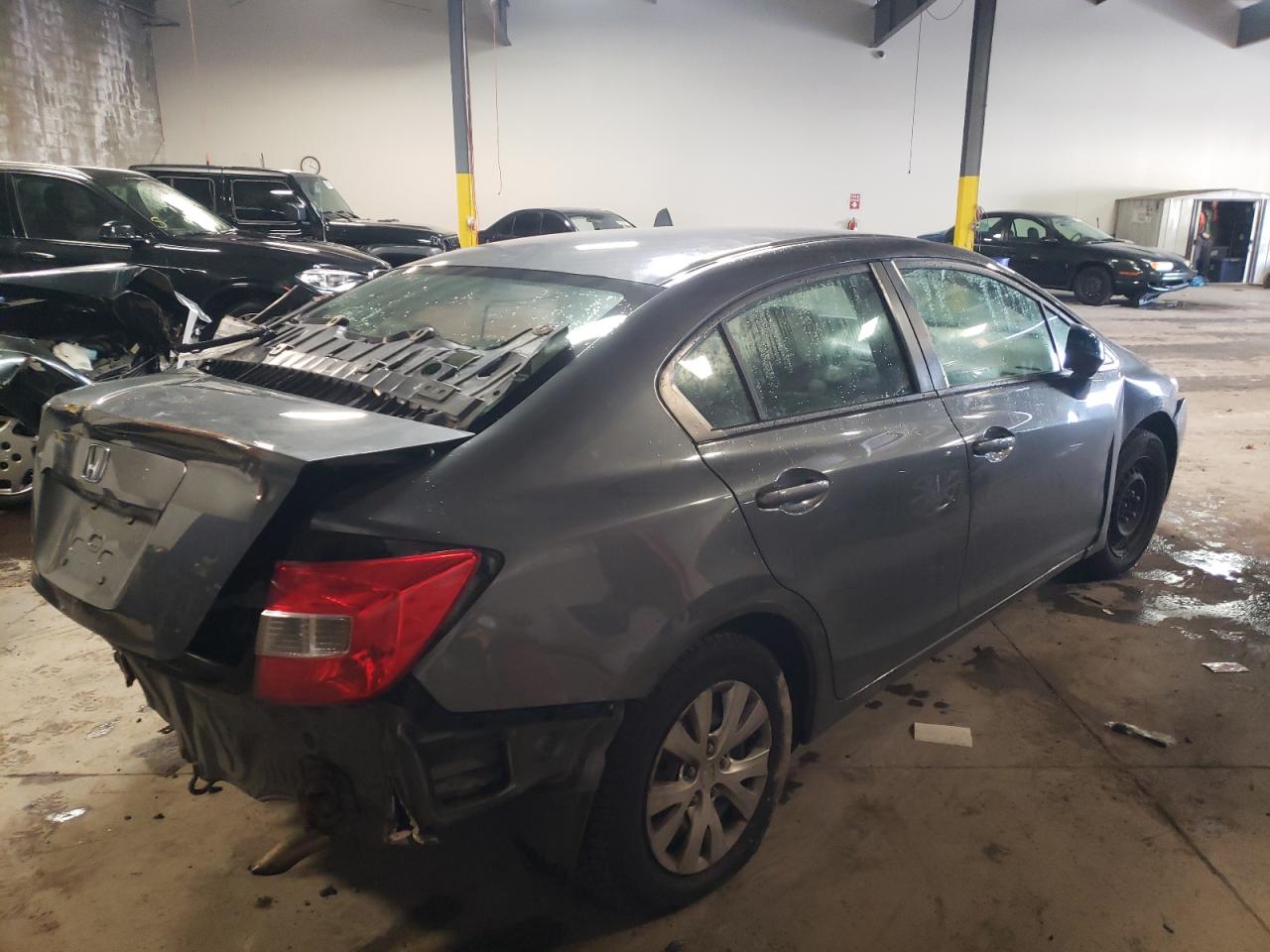 Photo 4 from auction – 2012 HONDA CIVIC LX with VIN 2HGFB2F58CH320560