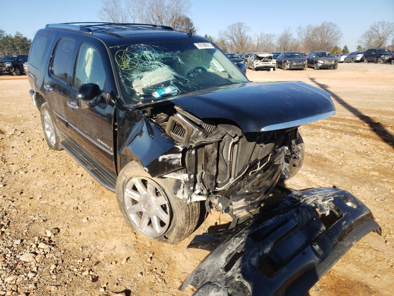 GMC YUKON DENA 2008 with VIN 1GKEC63828J162885 - Photo from auction