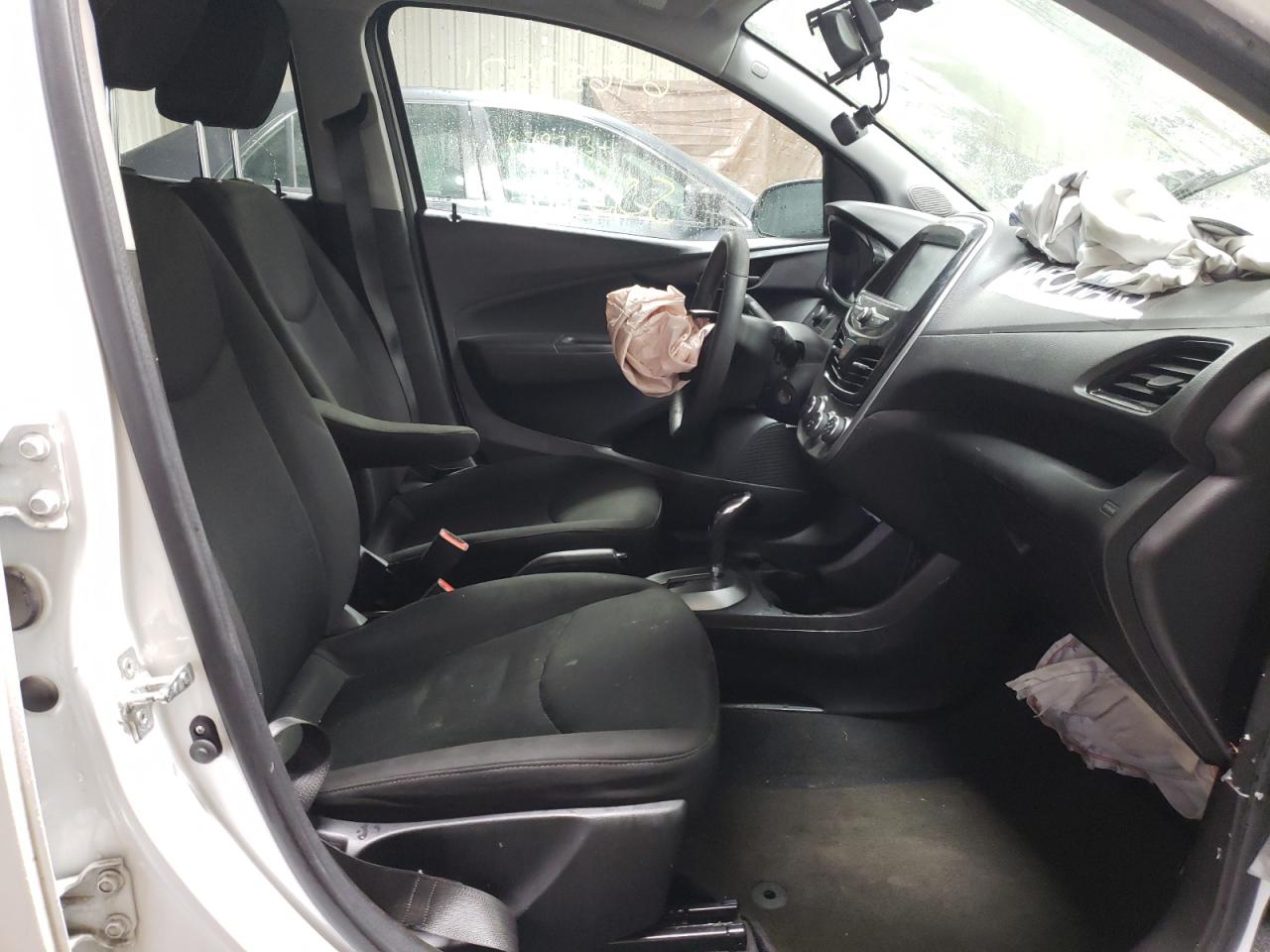 Photo 5 from auction – 2016 CHEVROLET SPARK LS with VIN KL8CB6SA1GC588184