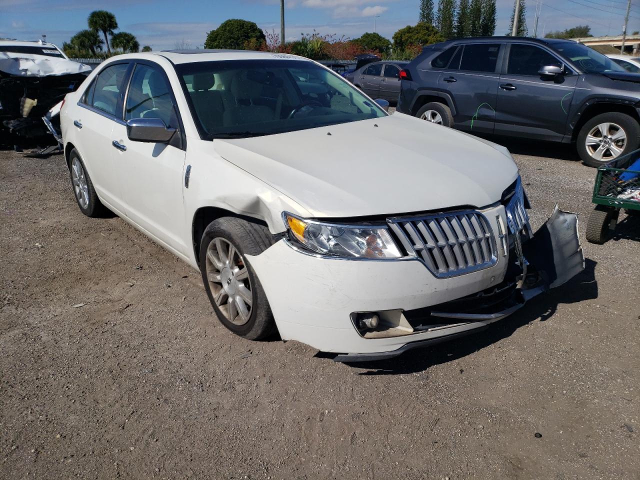 LINCOLN MKZ 2012 with VIN 3LNHL2JC0CR820383 - Photo from auction