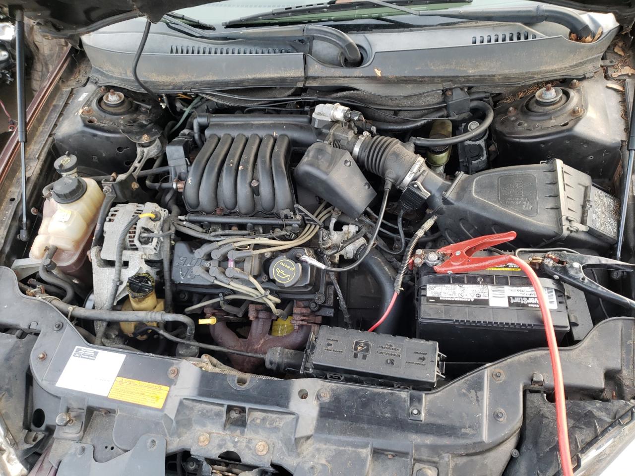 Photo 7 from auction – 2001 FORD TAURUS with VIN 1FAFP55U61G265065