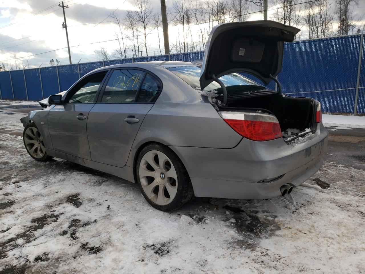 Zdjęcie 3 z aukcji – 2004 BMW 545 I z VIN WBANB33594B113686