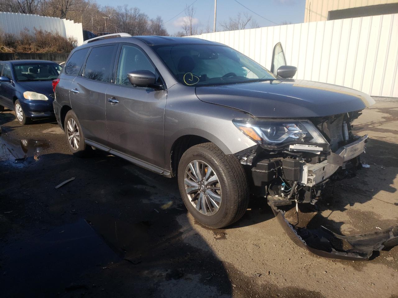 NISSAN PATHFINDER 2019 with VIN 5N1DR2MN3KC642976 - Photo from auction